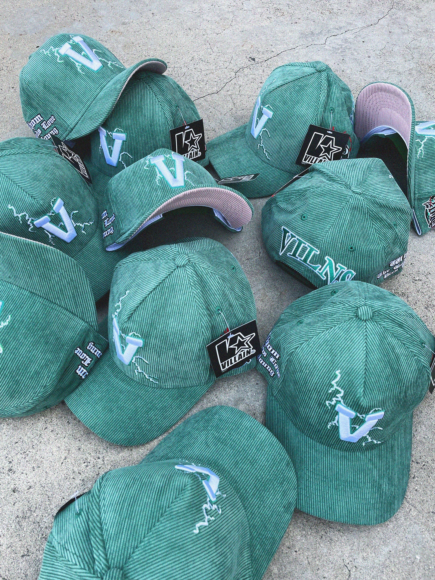 VILN "V" Lightning Hat (Mint.Green)