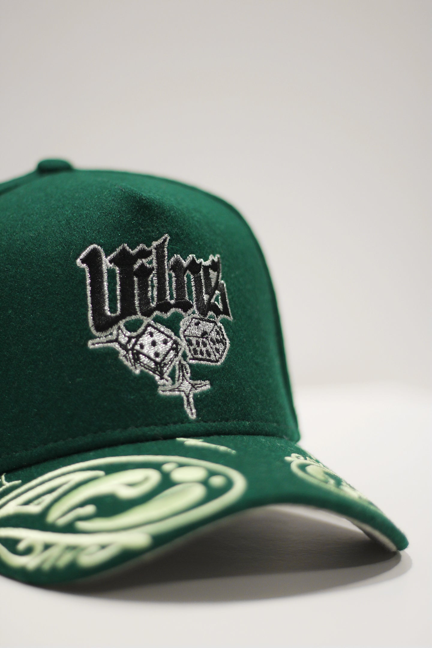 PAISLEY DREAM$ HAT / GREEN