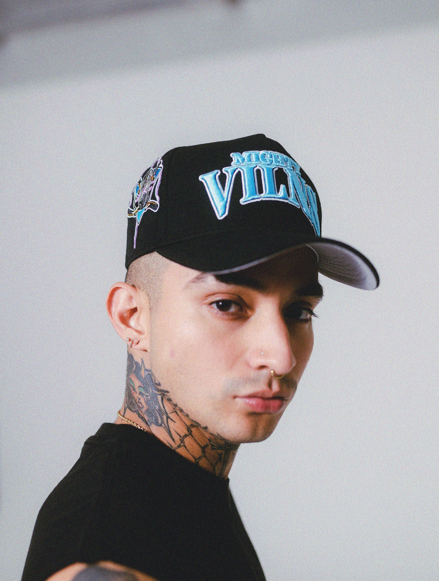 Mighty Vilns A-Frame (Black)