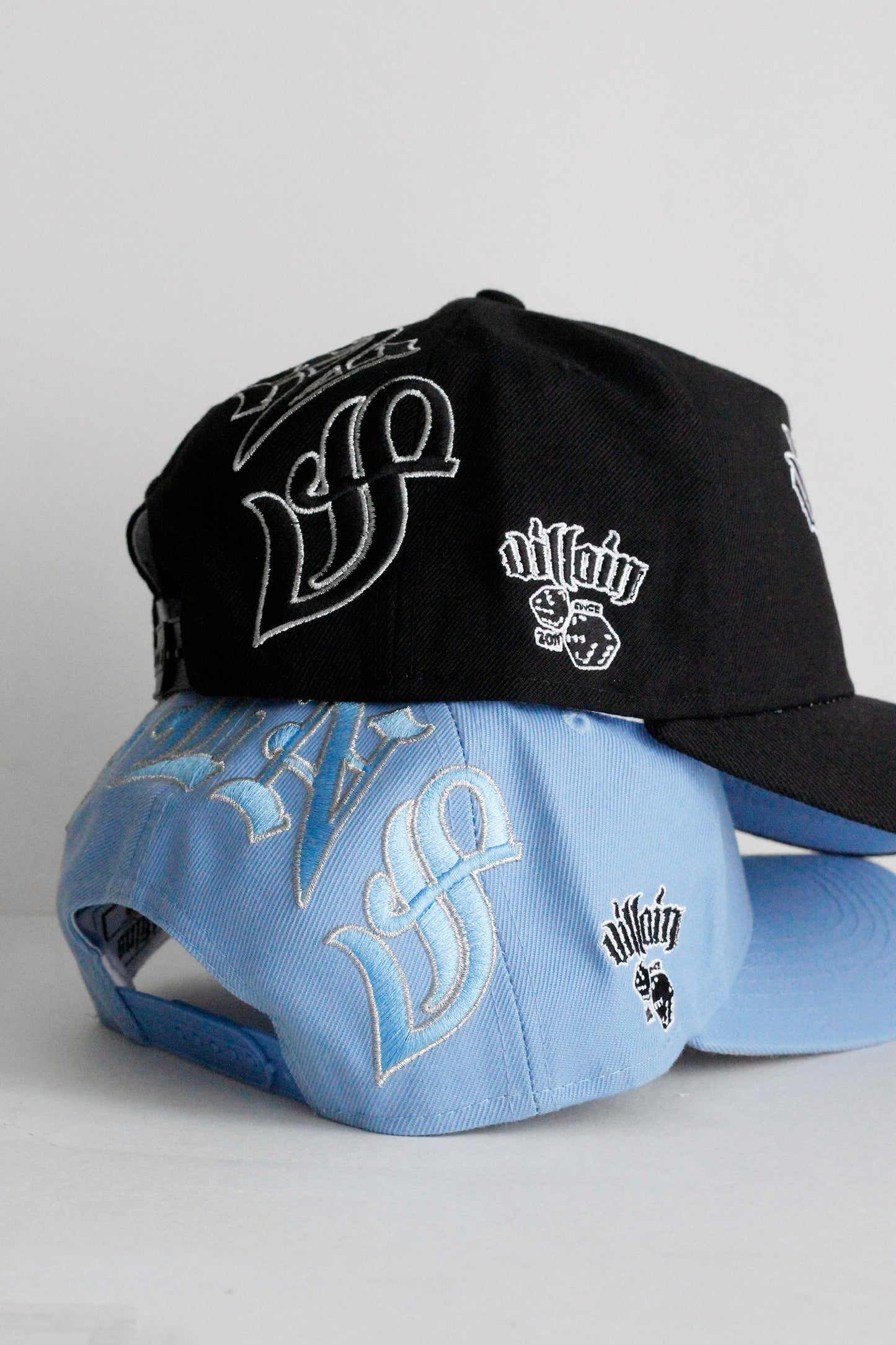 "ICE DOGS" HAT / BLACK