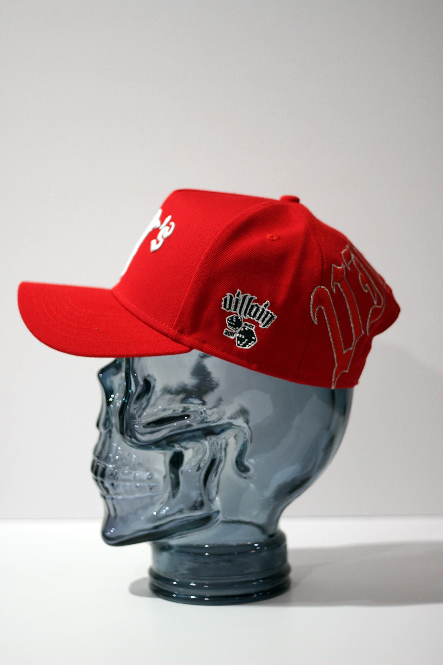 "V'$ " HAT (RED)