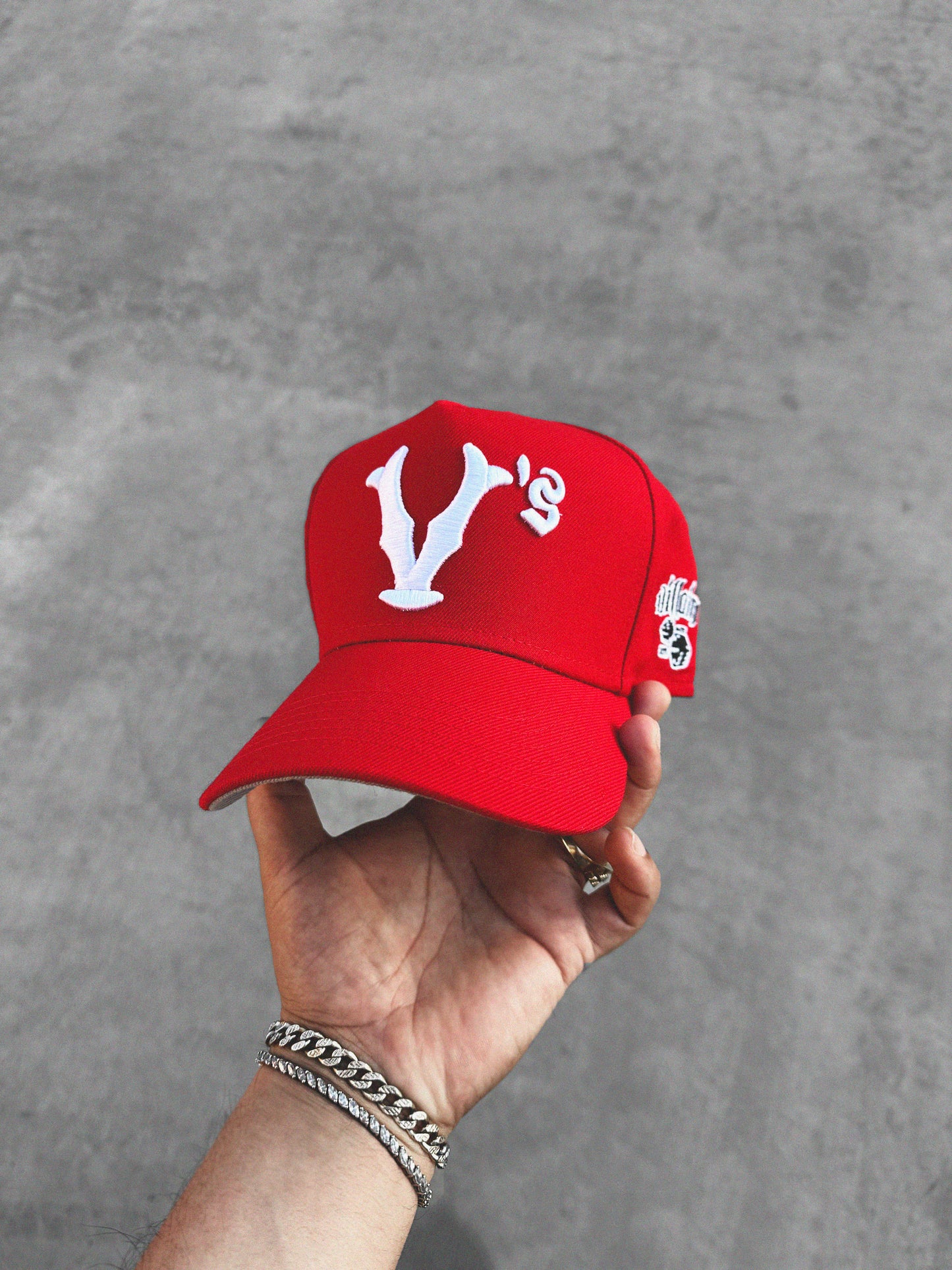 "V'$ " HAT (RED)