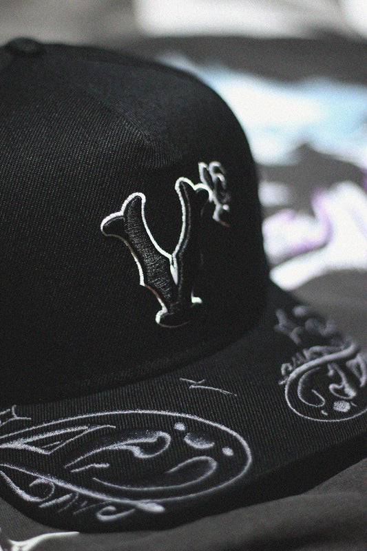 V'S PAISLEY HAT / BLACK