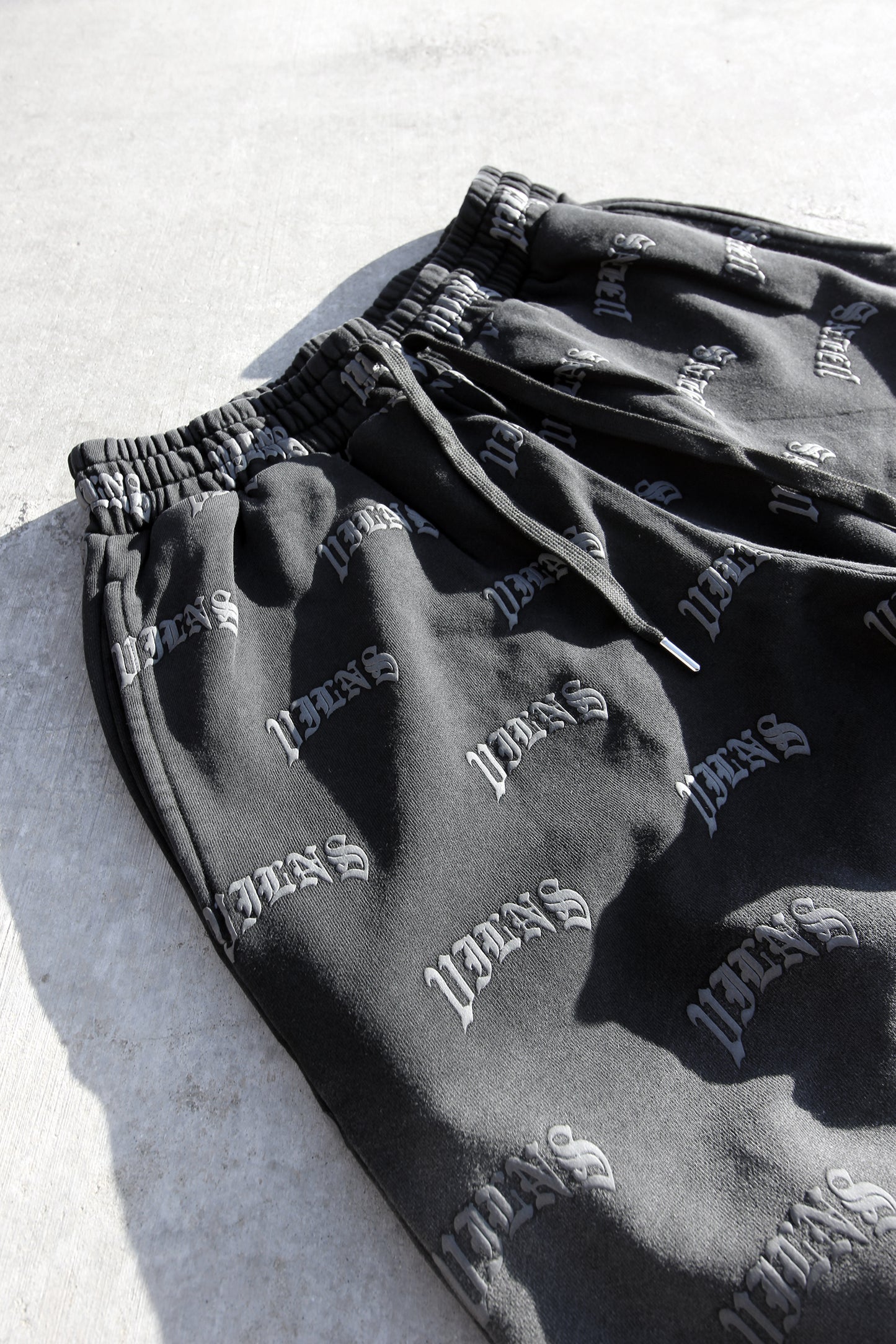 'SUN FADE VILNS' SWEATS (BAGGY)