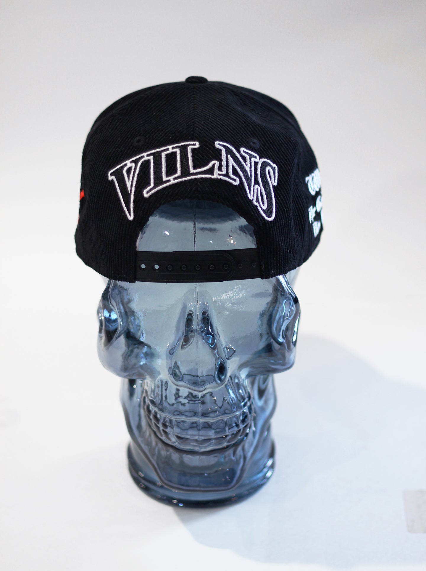 VILN "V" Lightning Hat (Black/Purple)