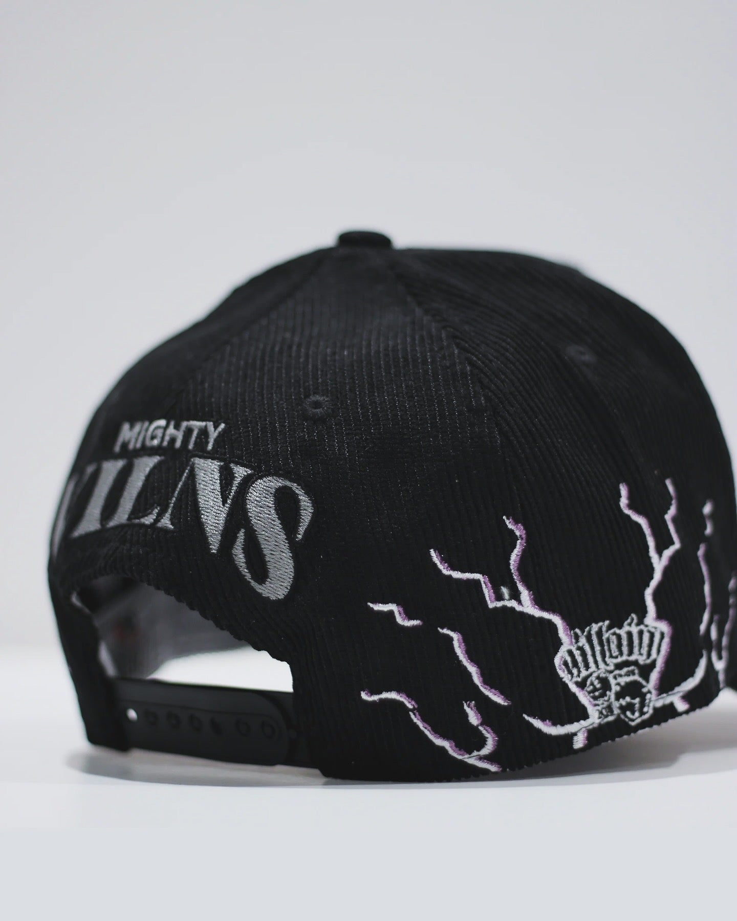 "MIGHTY VILNS 2.0" HAT (CORDUROY)