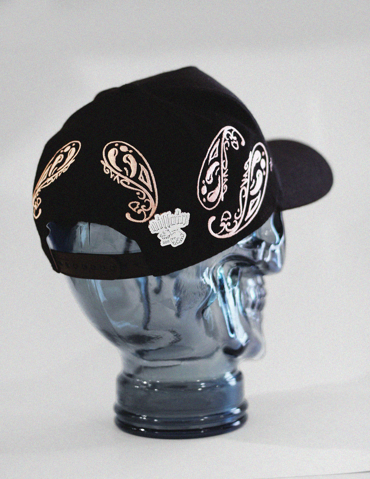 PAISLEY DICE HAT (PINK PAISLEY)