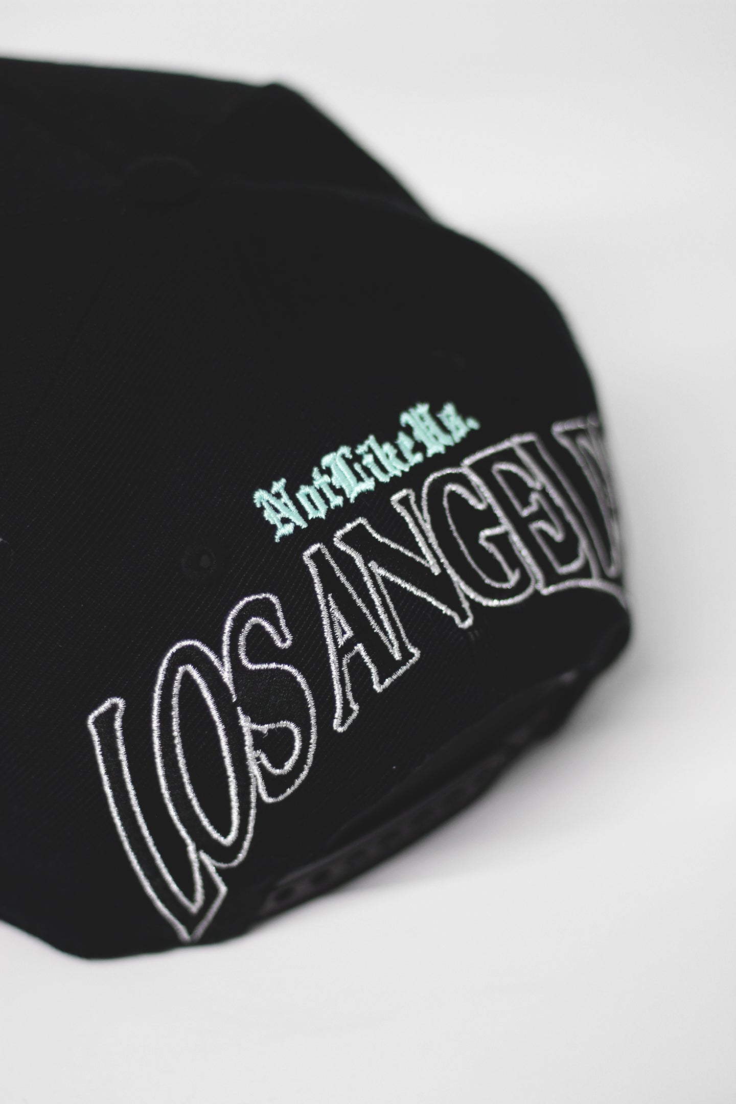 VILNS "LA" A-Frame (Black)