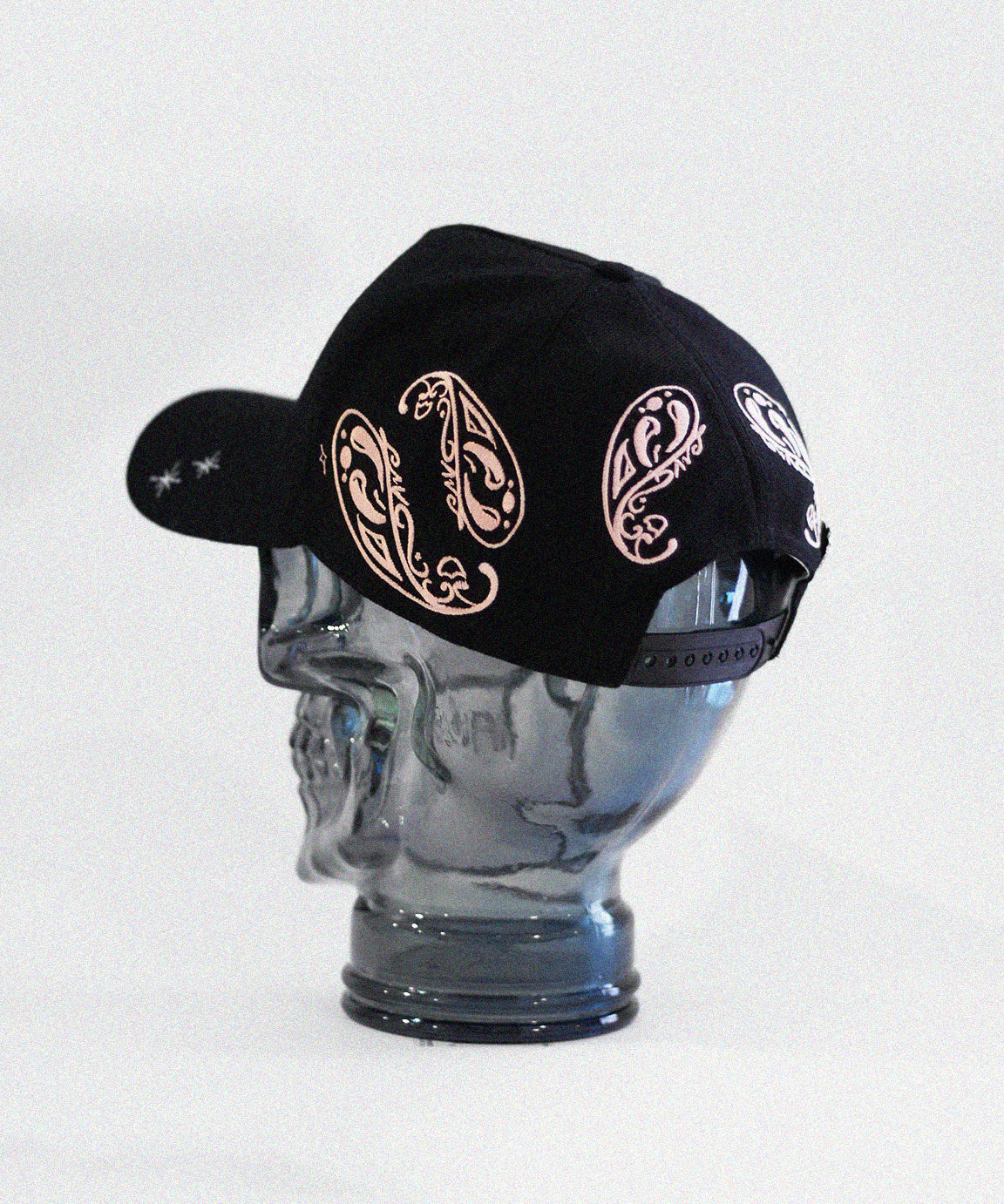 PAISLEY DICE HAT (PINK PAISLEY)