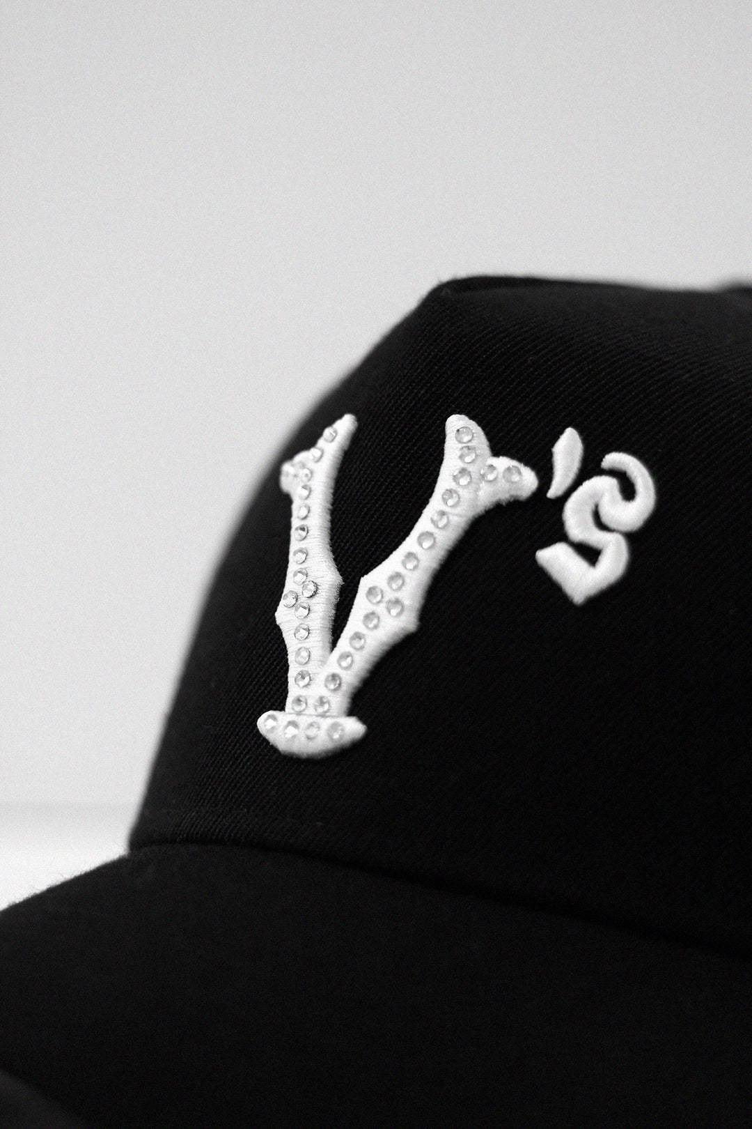 "V'$" Studded A-Frame (Black)