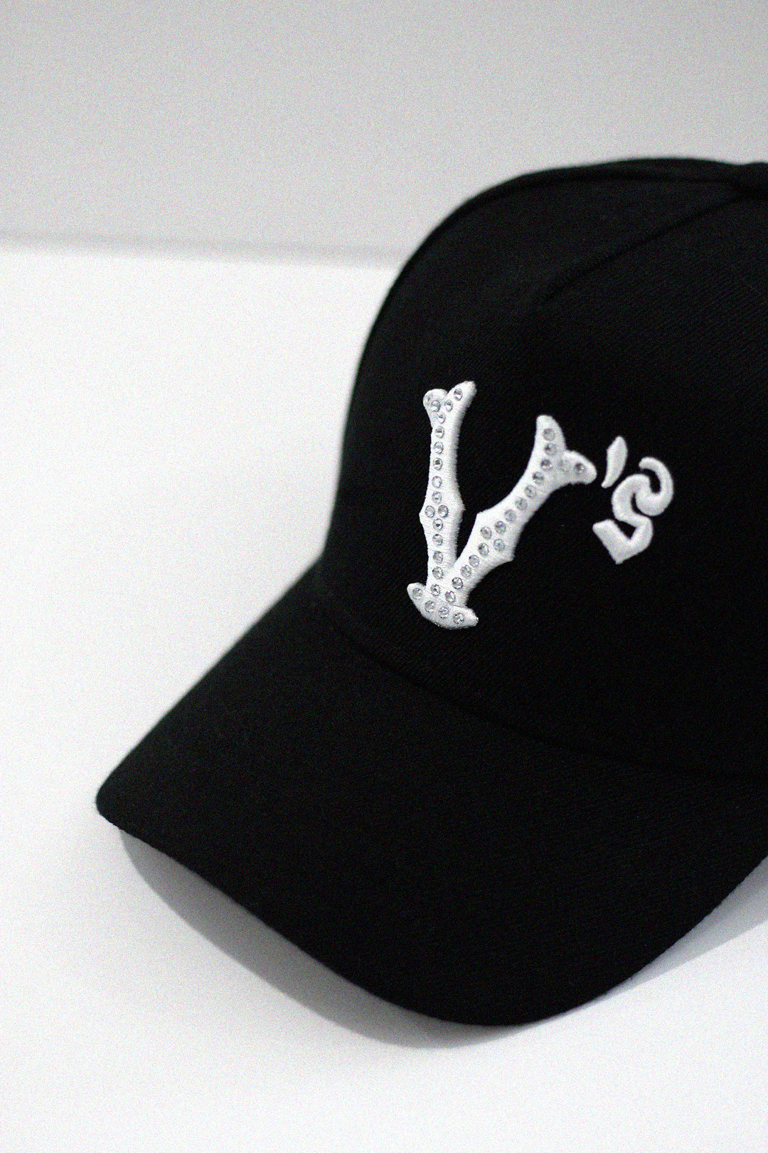 "V'$" Studded A-Frame (Black)