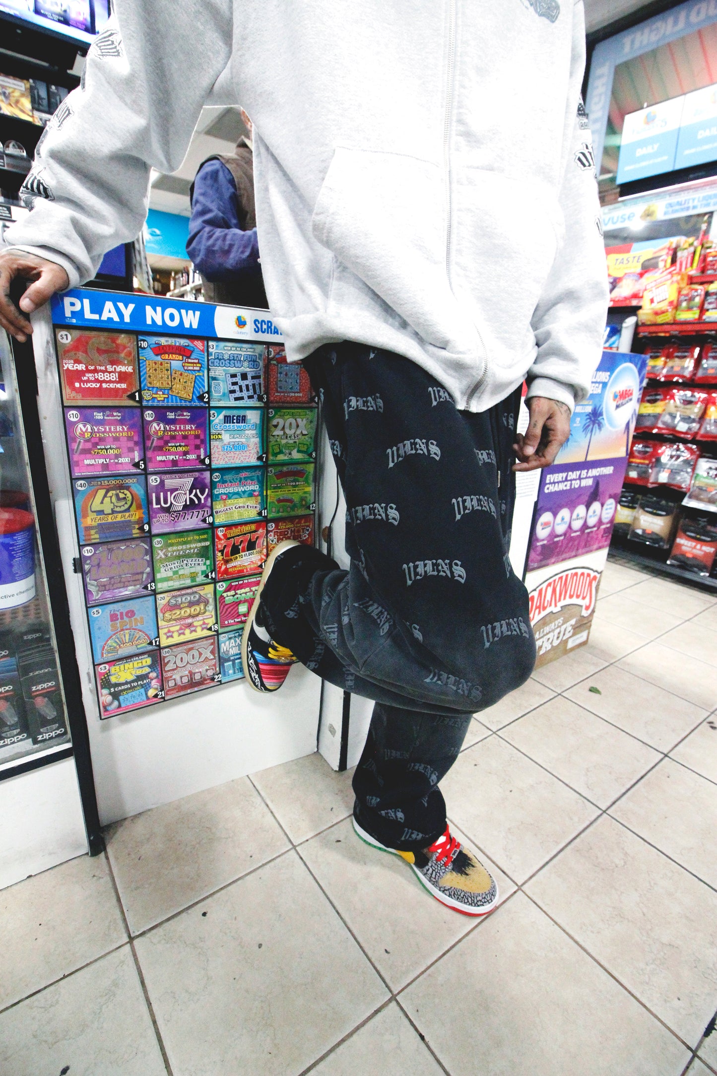 'SUN FADE VILNS' SWEATS (BAGGY)