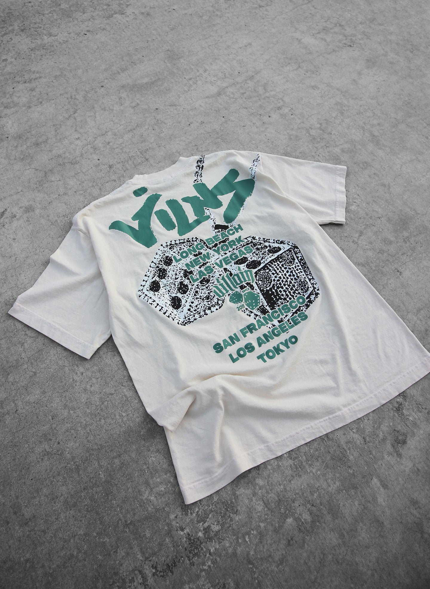 CITY TEE (CREME) W/GREEN