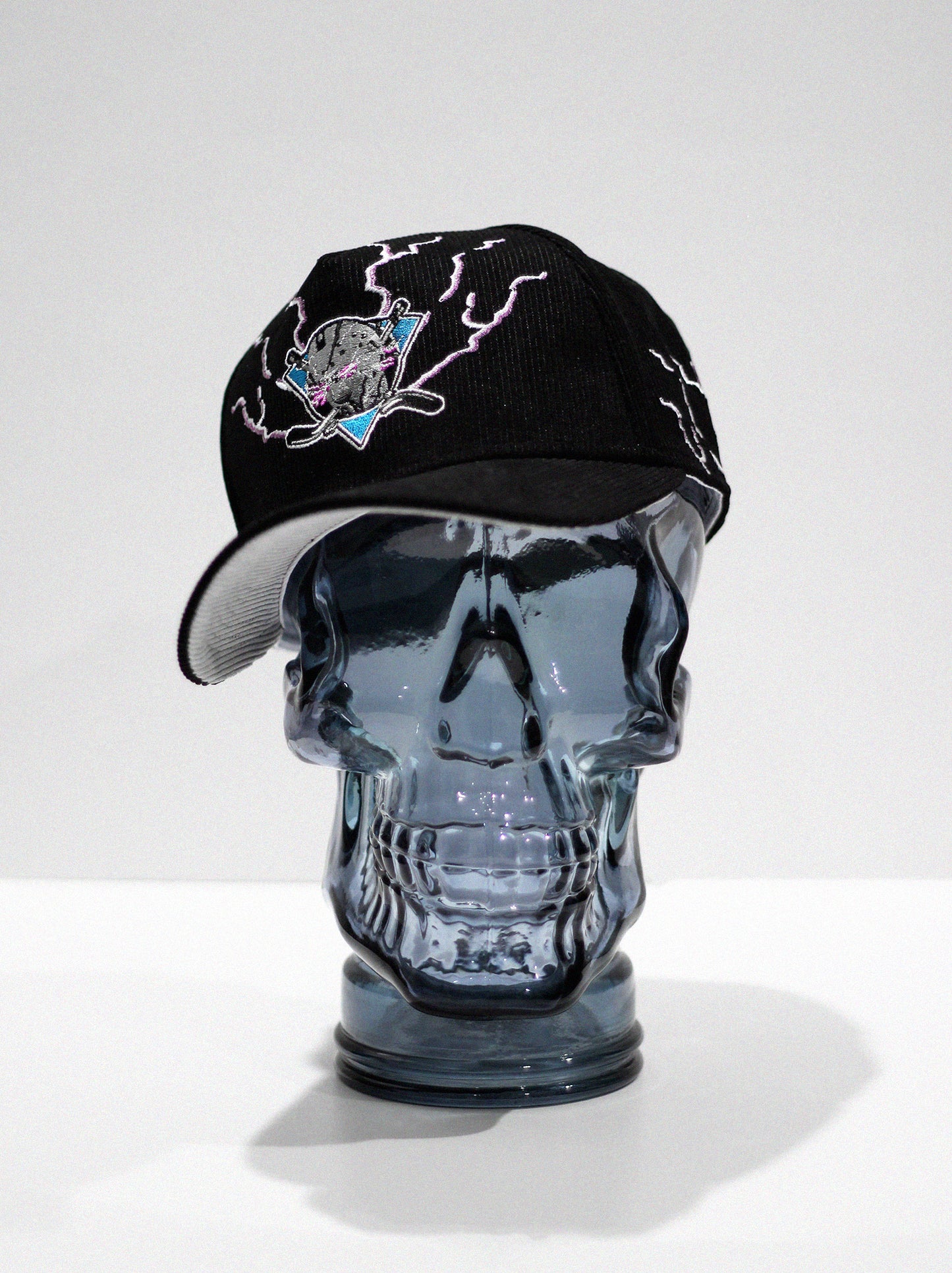 "MIGHTY VILNS 2.0" HAT (CORDUROY)