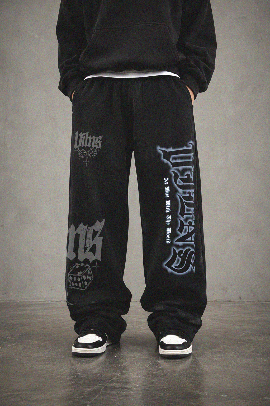COZY VILN SWEATS (Black)