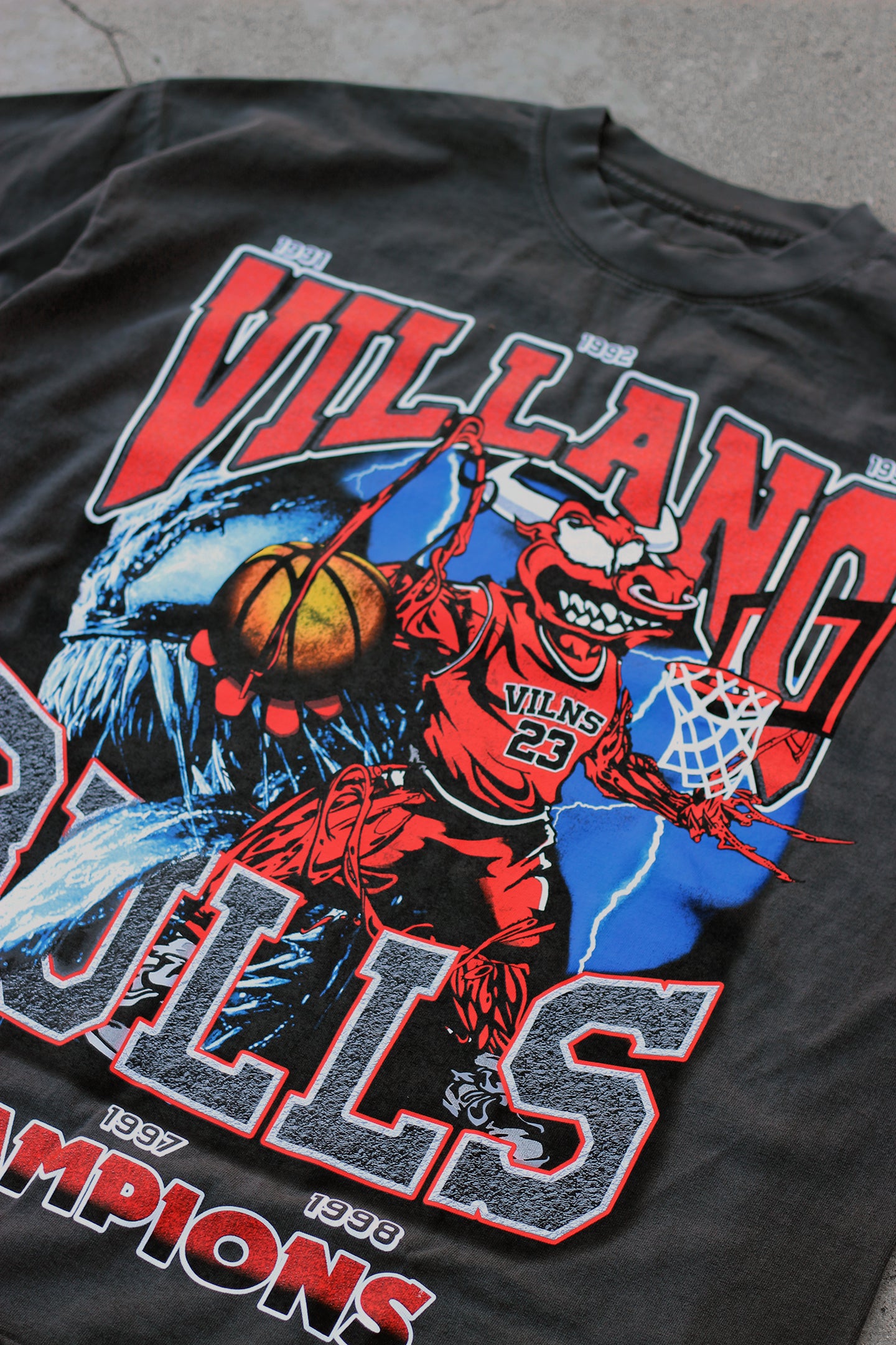 "VILLANO BULLS" TEE (Restock)