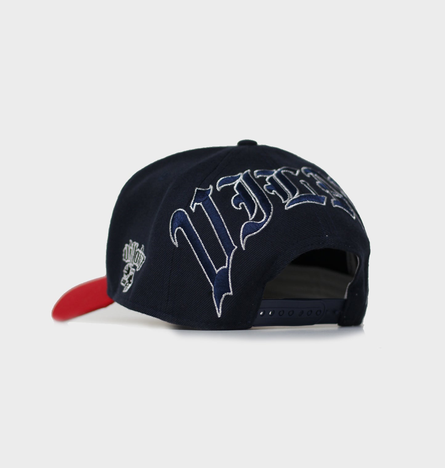 "V'$" Studded A-Frame (Blue/Red)