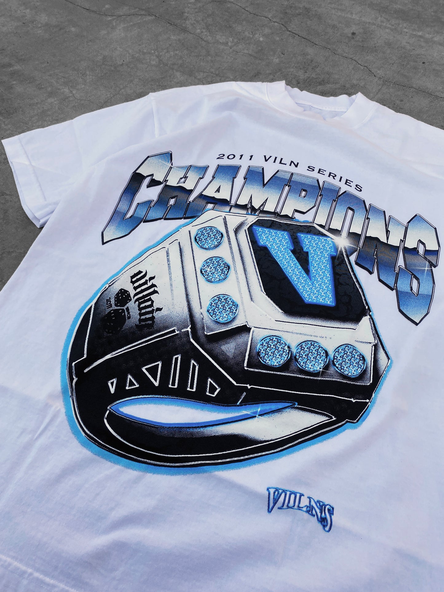 "CHAMPIONS RING" TEE (WHITE)