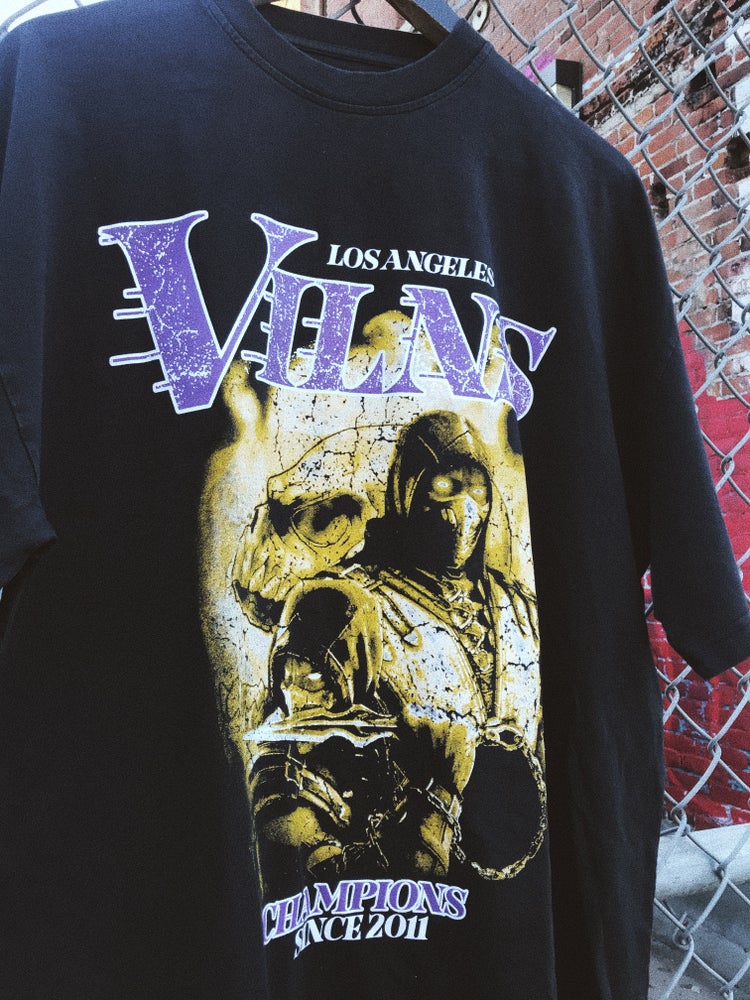 VILN 'LA SCORPION' TEE